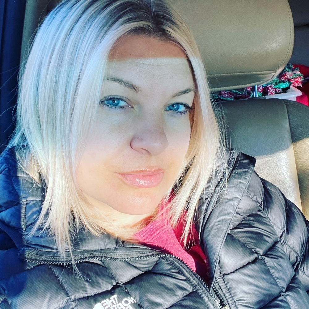 Meet your Posher, Brooke